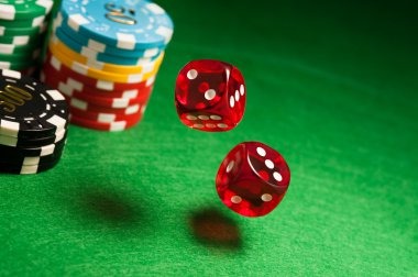 Mobile phone screen showing Lightning Baccarat betting interface with multiplier values displayed